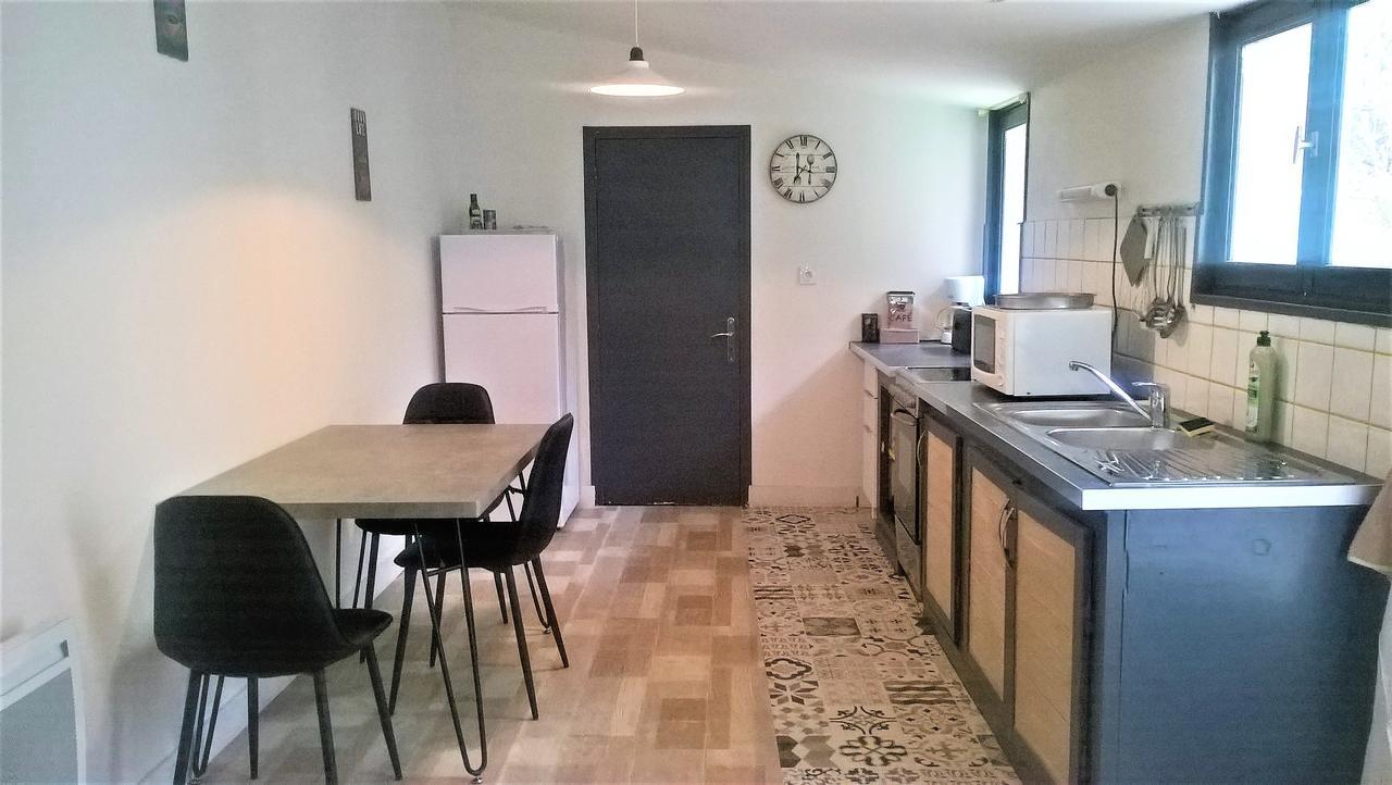 Locations Rives De Seugne - De Gaulle Apartment โจนแซค ภายนอก รูปภาพ